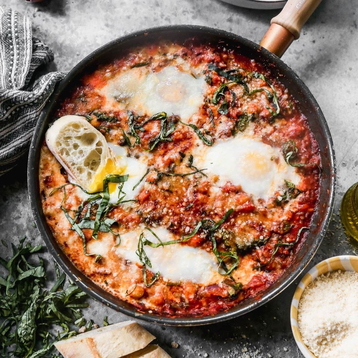 Eggstasy in Red