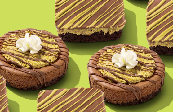 Dubai Chocolate Brownie Cheesecake