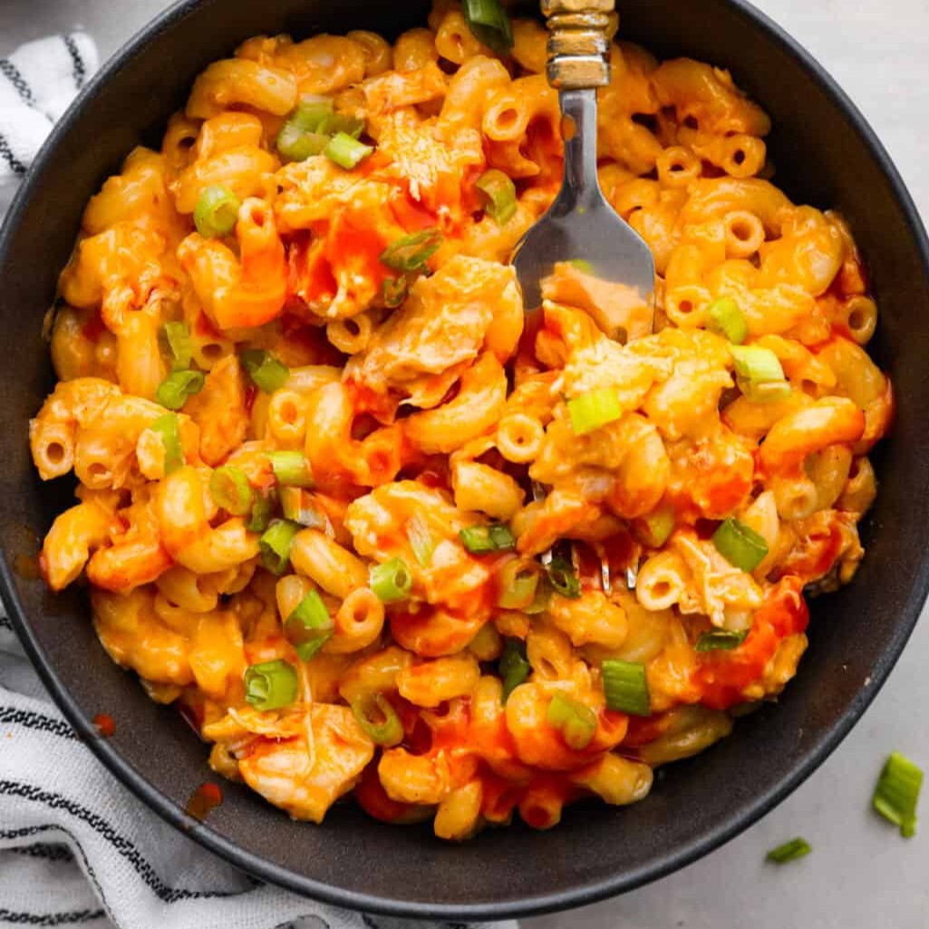 Buffalo Chicken Mac & Cheese